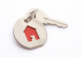 Продам 2 комнатную квартиру , на 1-ом этаже